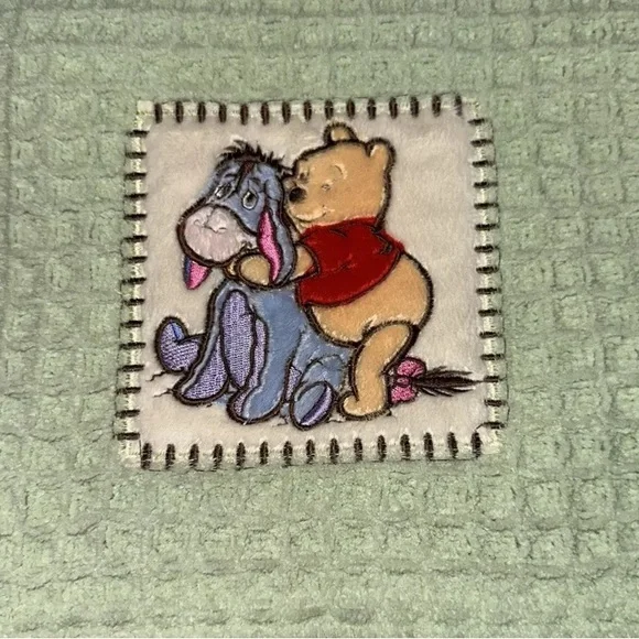 Disney Chenille Baby Blanket NWT - Picture 2 of 6